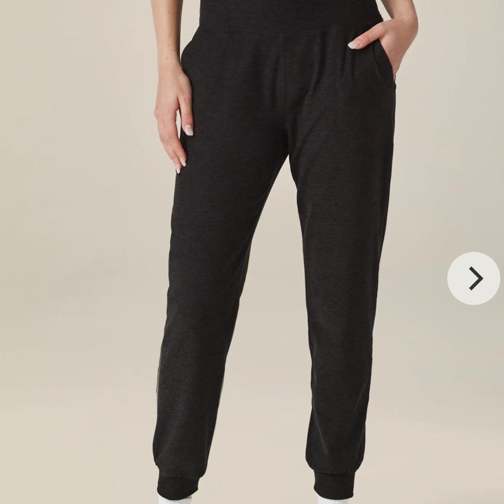 Beyond the Bump Black Leggings Elastic Waistband